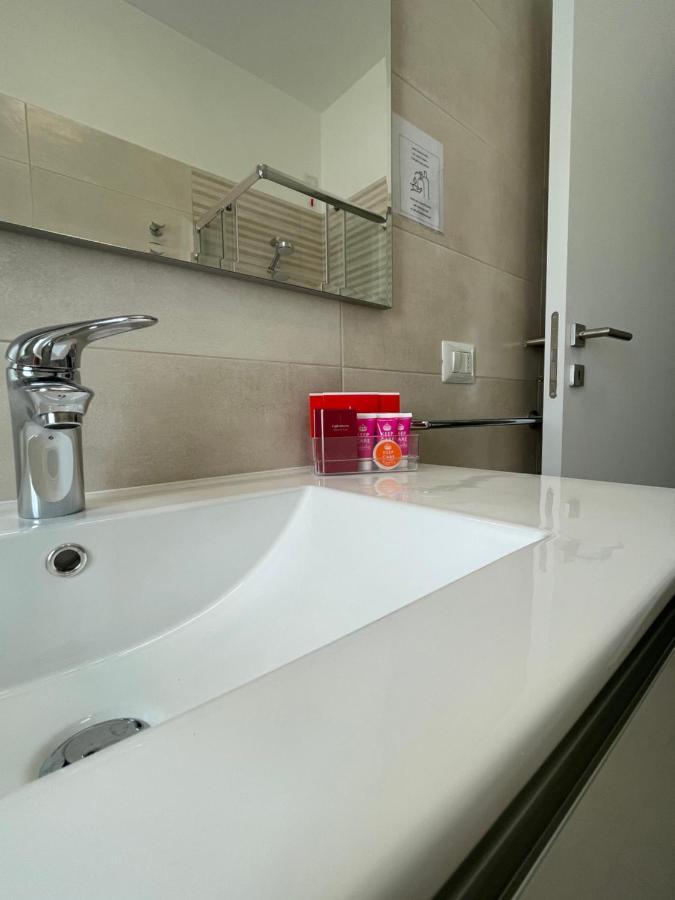 Residenza Gasparoni Di Guidi Eleonora Верона Экстерьер фото